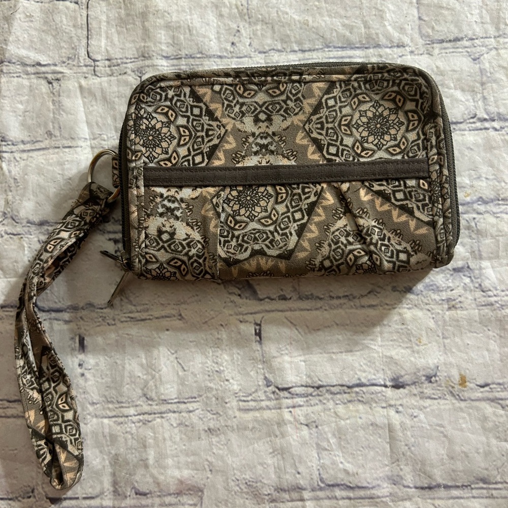CHANGE BY SAK SAUM WRISTLET BOHO PRINT CLOTH DOUBLE ZIP POCKETS ID SLOT YKK